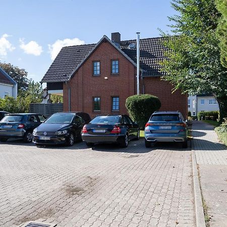 Ferienwohnung Windgefluester Mit Balkon In Scharbeutz Exterior photo