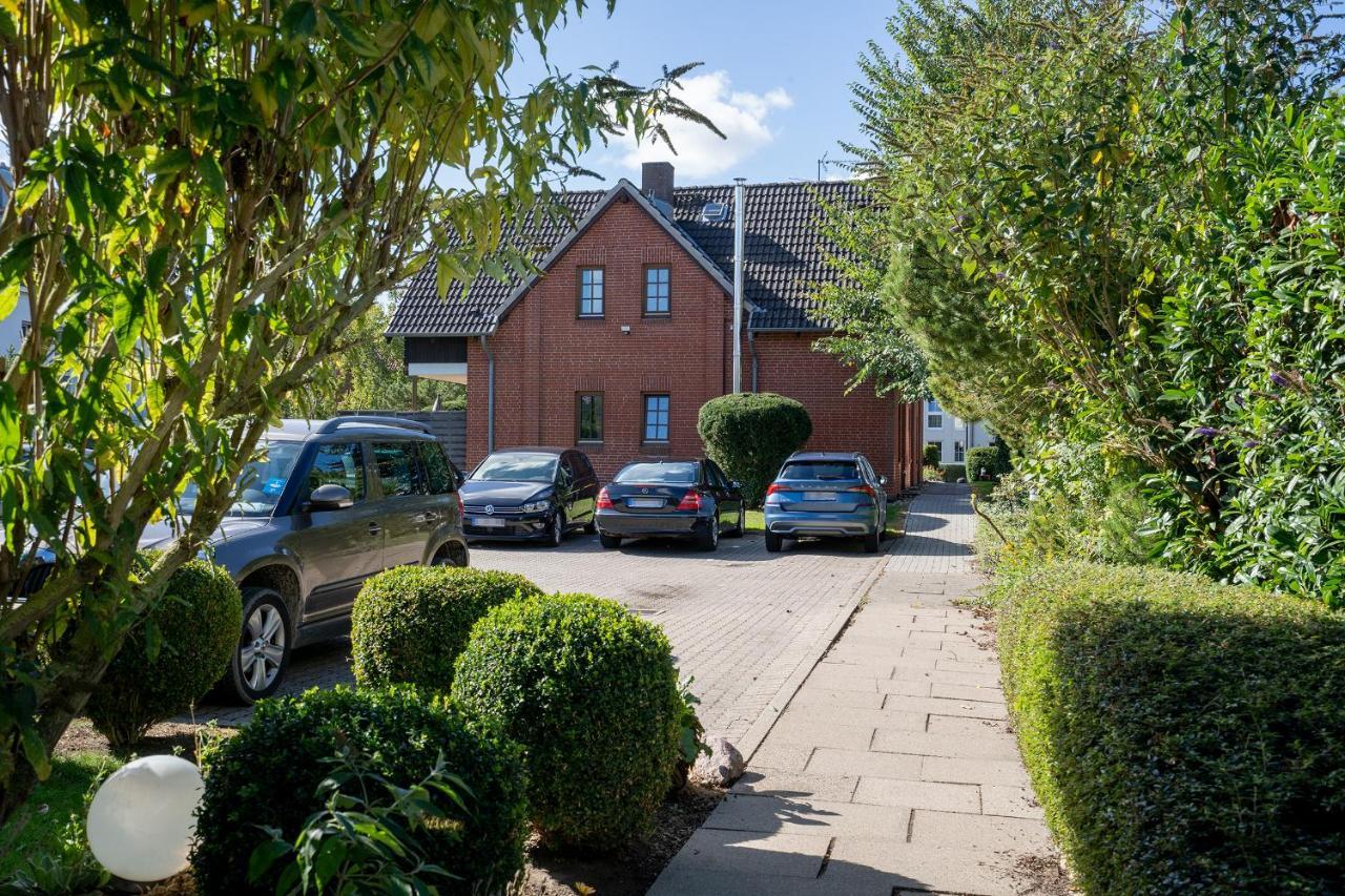 Ferienwohnung Windgefluester Mit Balkon In Scharbeutz Exterior photo